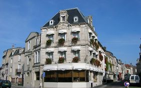 Hotel Des Remparts Chaumont